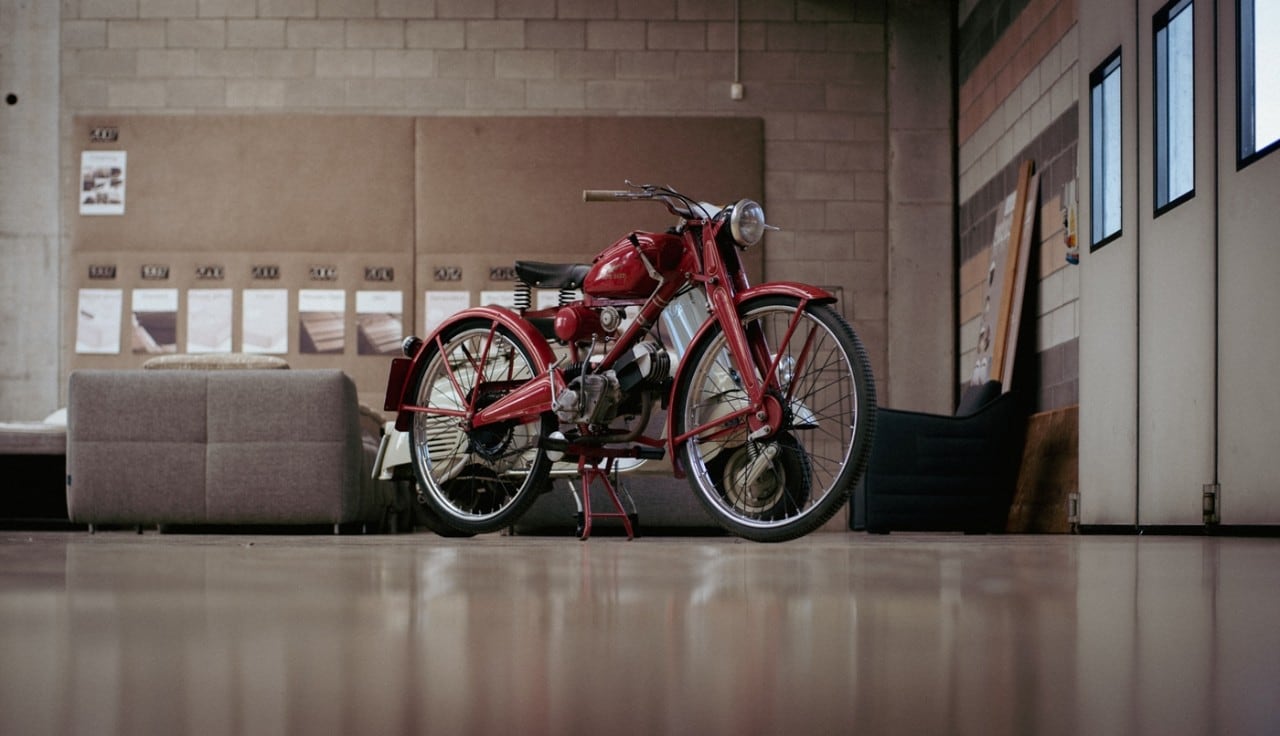 Salone del Mobile e moto d’epoca, il design si rimette in moto